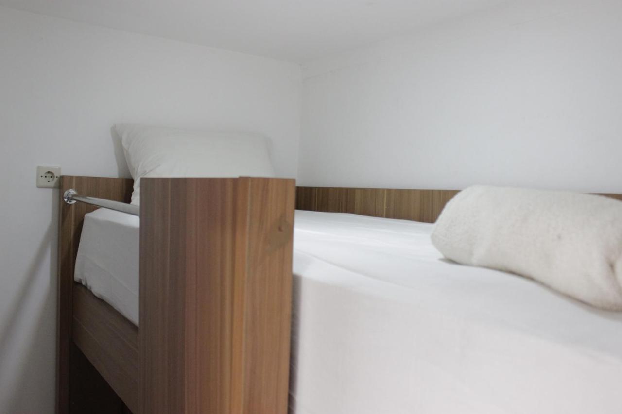 Apartemen 2br Grand Afrika Near Alun-alun By Travelio *